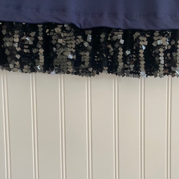 J.Crew Crewcuts Girls Dress w/Sequin Trim Bottom. Item# 0103 - Picture 4 of 9